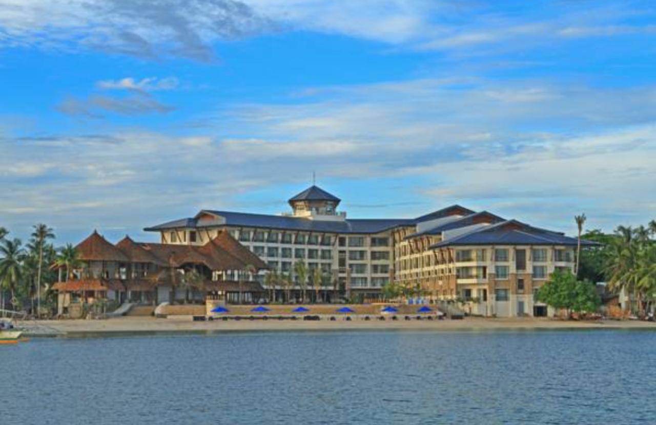 The Bellevue Resort Panglao Εξωτερικό φωτογραφία The hotel's main building
